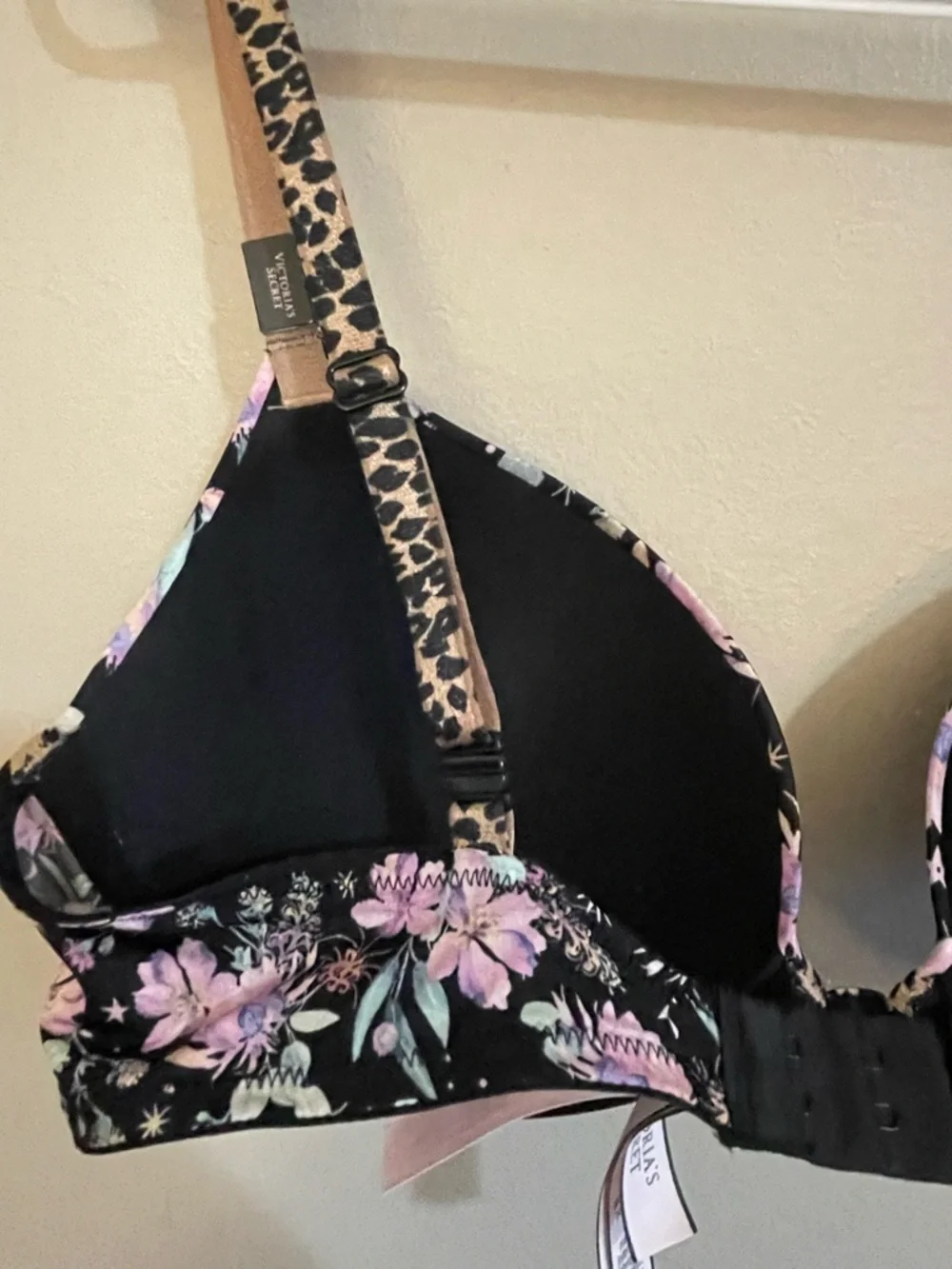 Victoria’s Secret Black & Pink Floral & Animal Print Push-Up Bra – Size 36C NWT - Picture 10 of 13